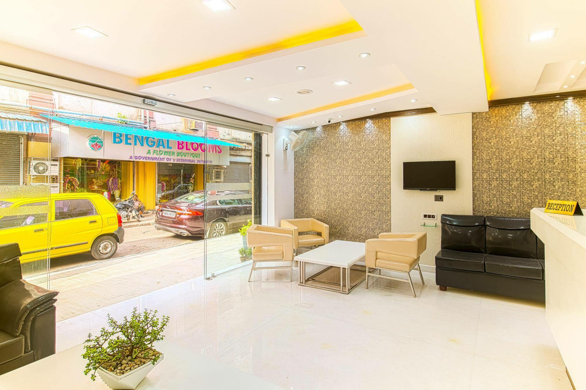 Treebo Orion Sapphire, Beck Bagan Hotel Calcutta Buitenkant foto