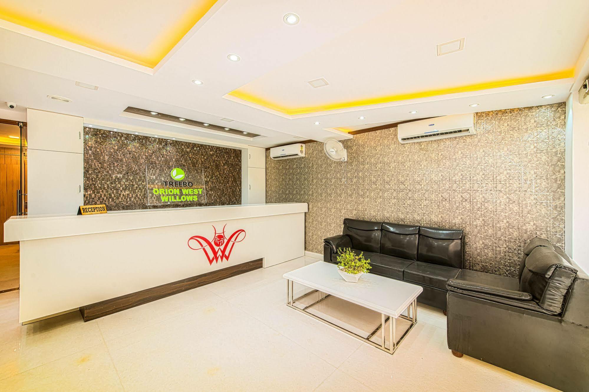 Treebo Orion Sapphire, Beck Bagan Hotel Calcutta Buitenkant foto