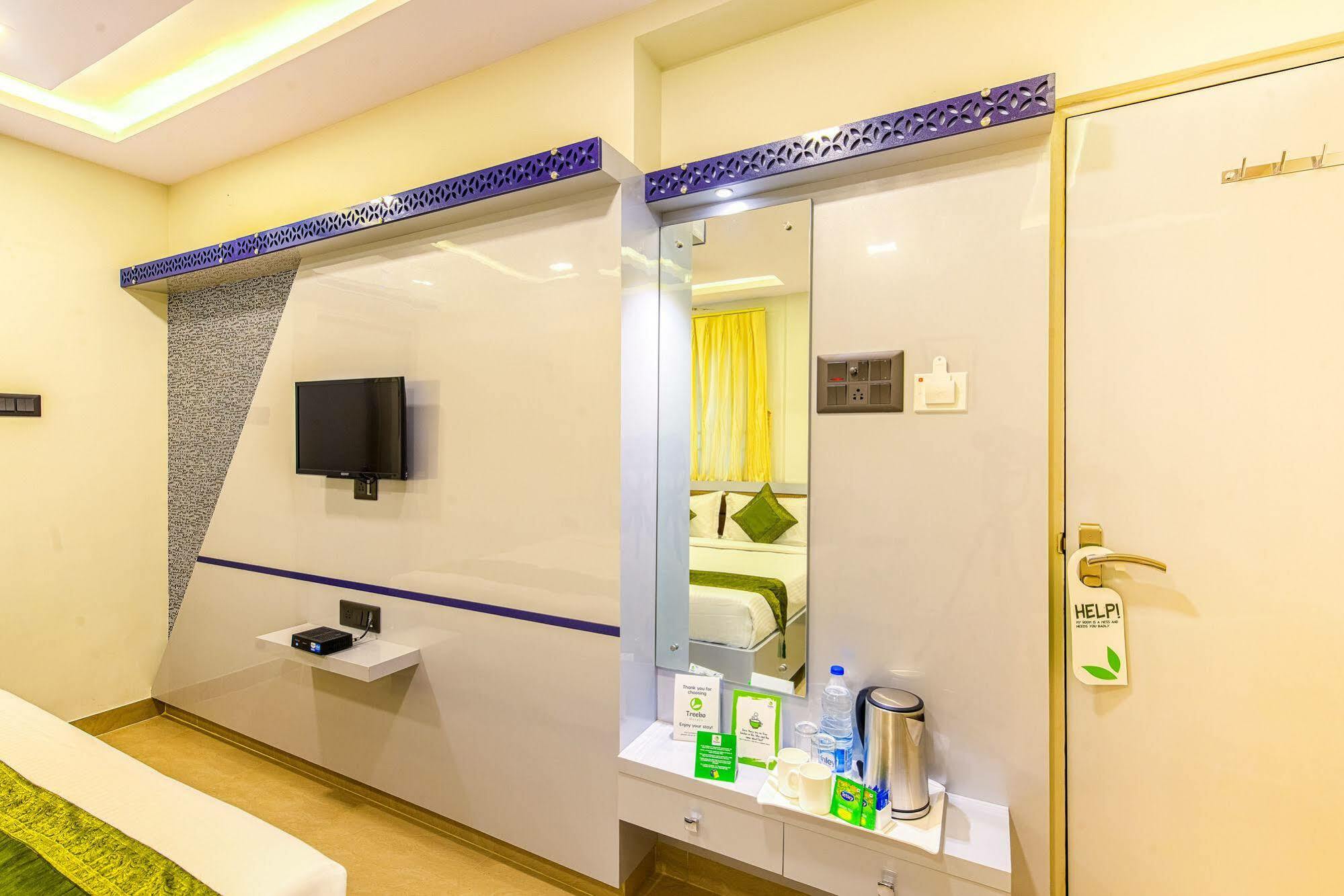 Treebo Orion Sapphire, Beck Bagan Hotel Calcutta Buitenkant foto